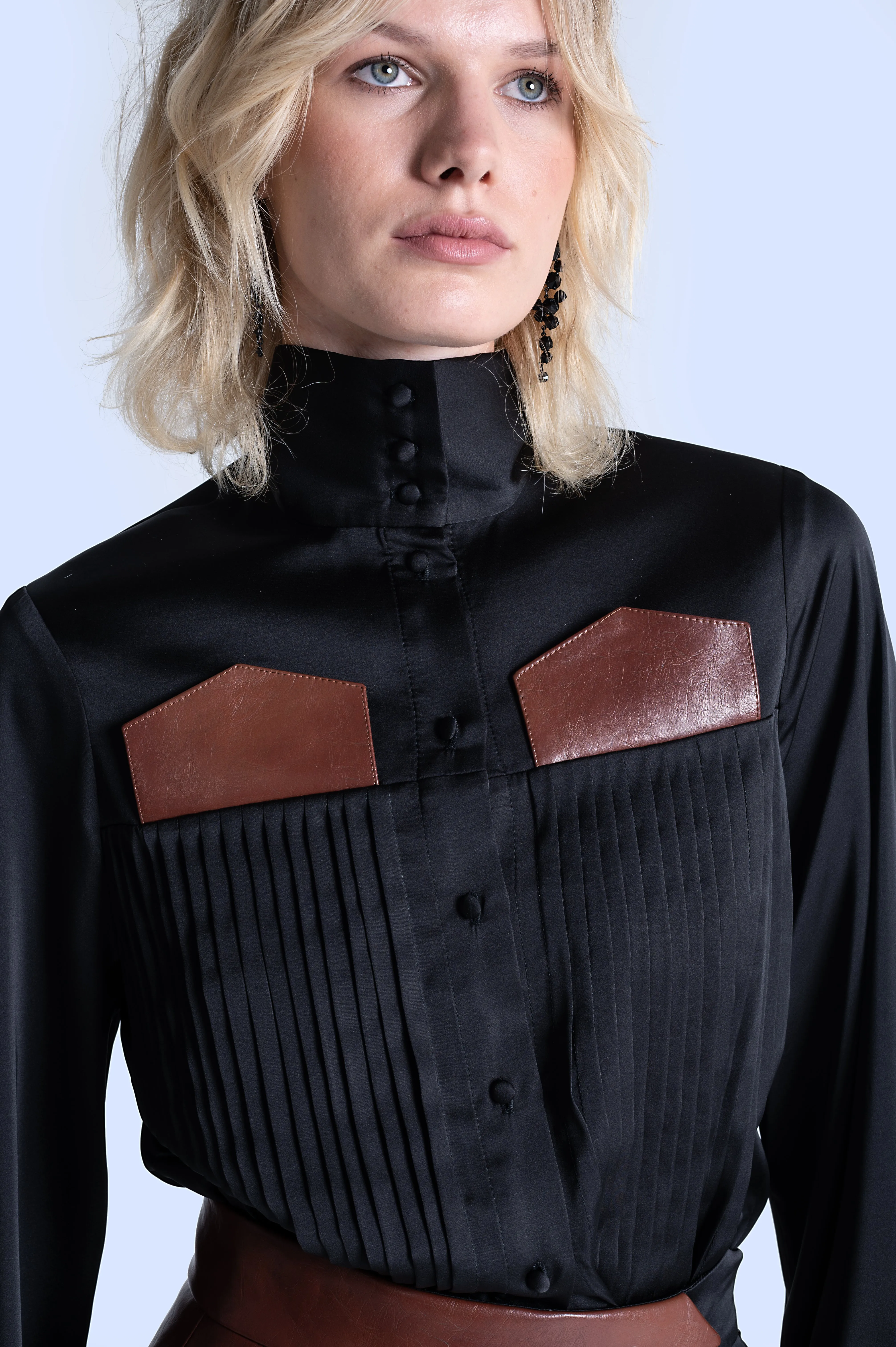 HIGH COLLAR SILK SHIRT