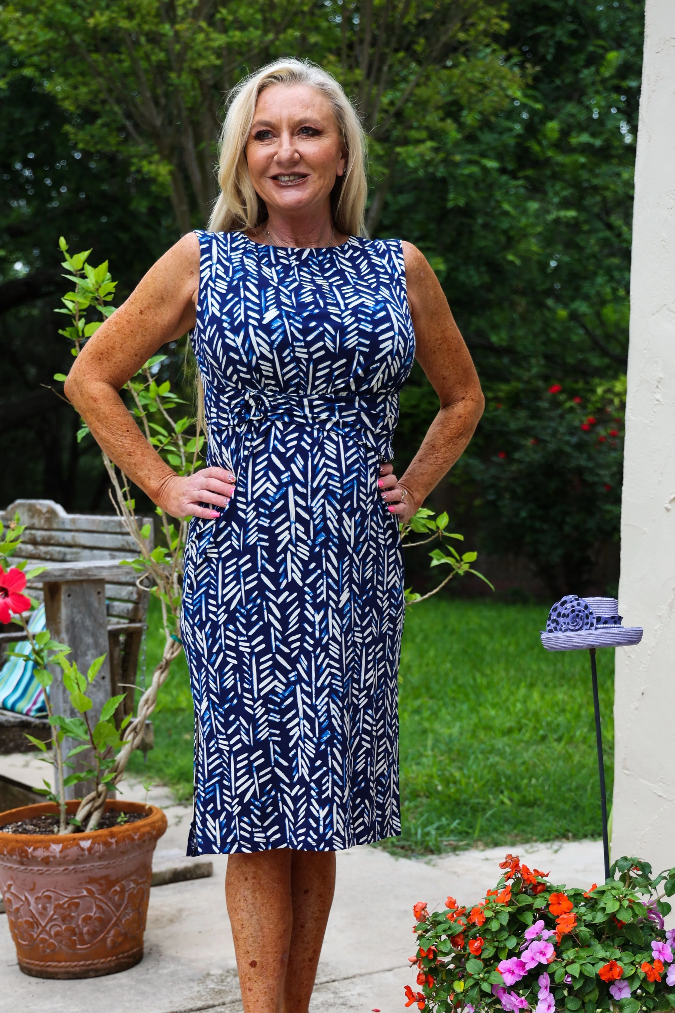 London Times Delicate Leaves Sleeveless Crew Neck Belted Sheath Dress In Navy And Ivory