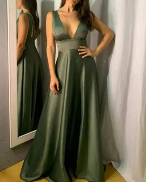 Luolandi Long Satin V Neck Empire Bridesmaid Dresses A-Line Evening Dresses Sexy Solid Color