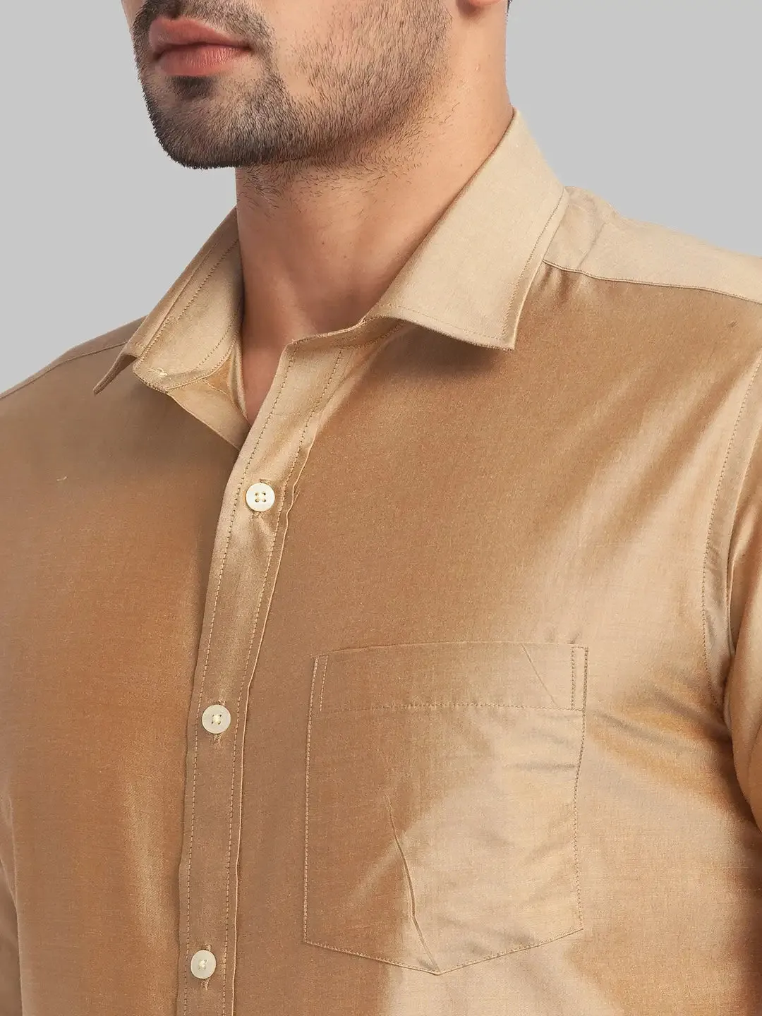Men Fawn Regular Fit Solid Silk Half Sleeve Cut Away Collar Shirts
