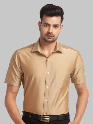 Men Fawn Regular Fit Solid Silk Half Sleeve Cut Away Collar Shirts