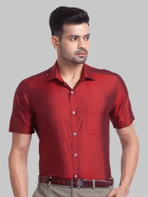 Men Maroon Regular Fit Solid Silk Half Sleeve Cut Away Collar Shirts
